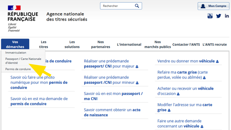Sur la page d'accueil de l'ANTS, passez votre souris sur Vos démarches et cliquez sur la demande qui vous intéresse